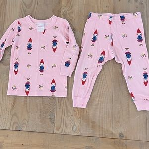 Hanna Andersson long sleeved pajamas. Size 18-24 months.
